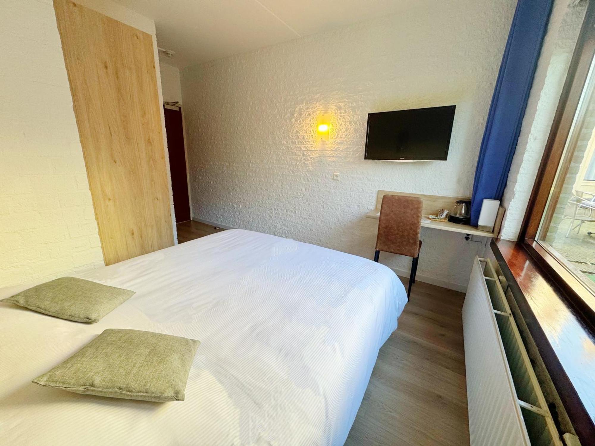 Hotel Дордрехт Экстерьер фото