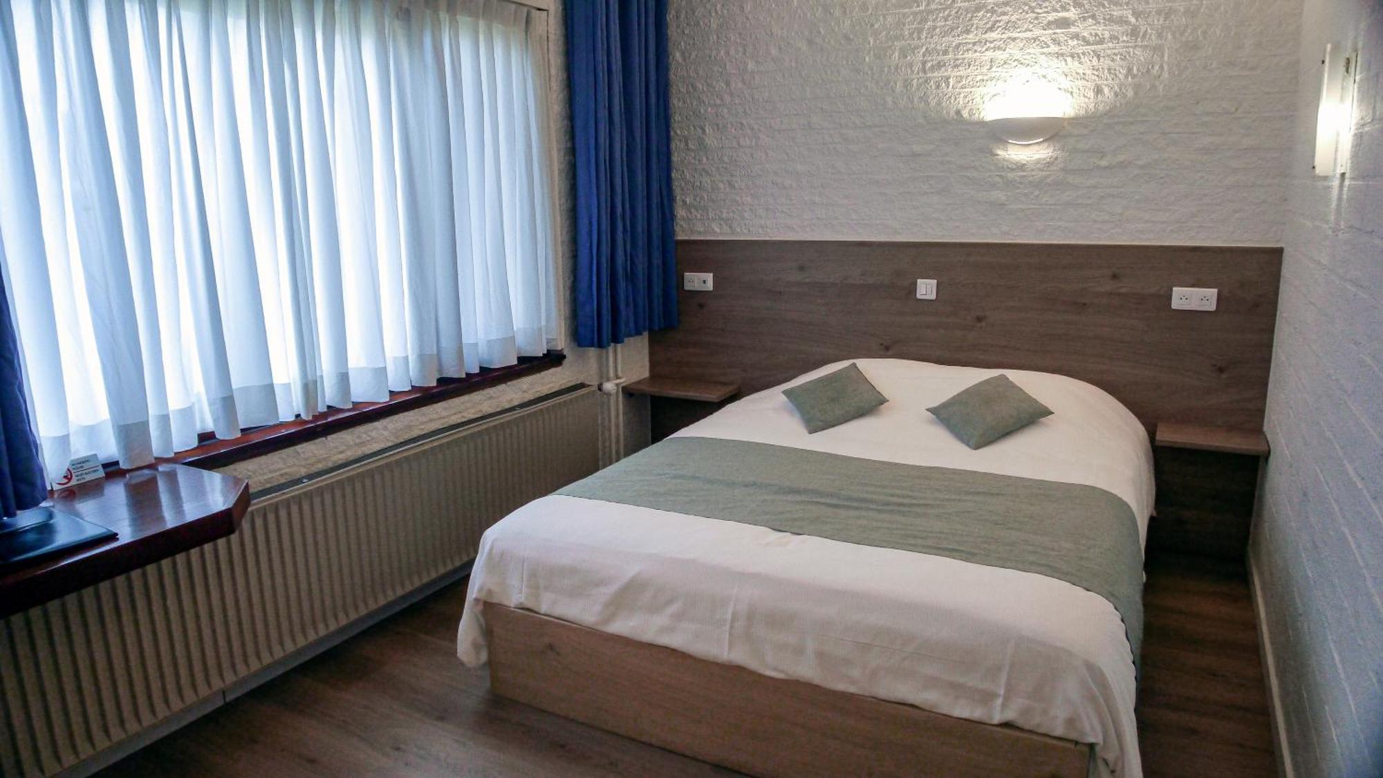 Hotel Дордрехт Экстерьер фото